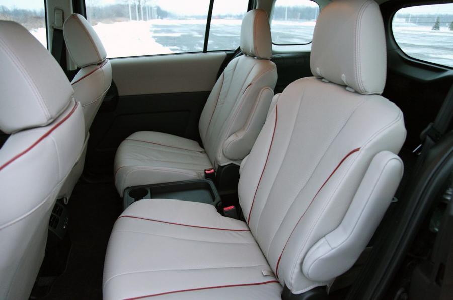  Mazda5 2012 года  (фото 12 из 94)